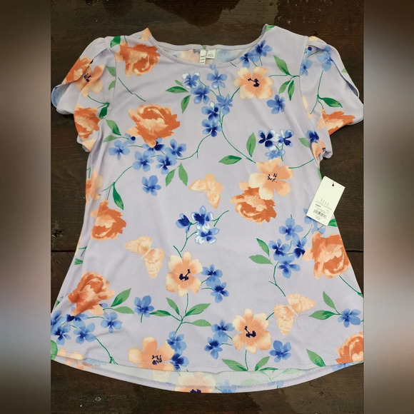 NWT #020 Elle flutter sleeve blouse in size Large - Picture 1 of 12